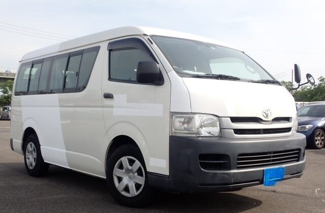 Toyota Hiace 2009