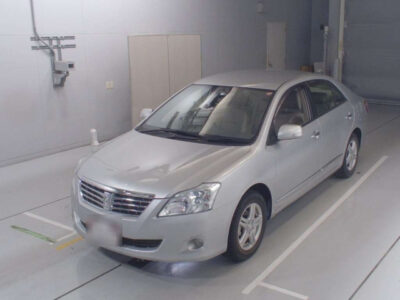 Toyota PREMIO 2012