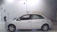 Toyota PREMIO 2012