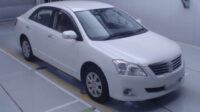 Toyota PREMIO 2012
